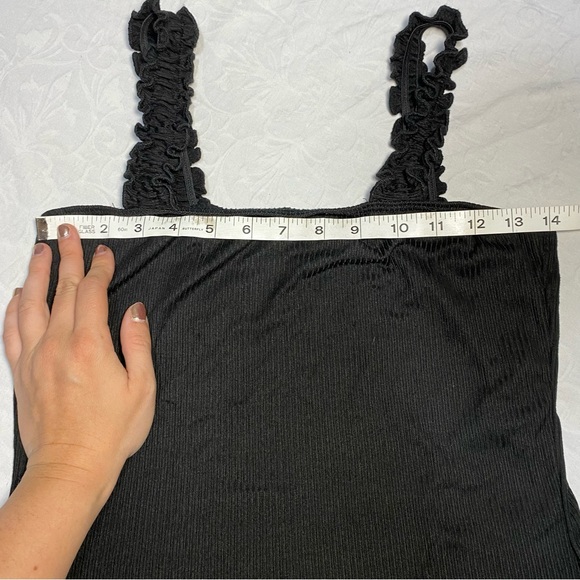 Black Solid Ribbed Tank Top With Ruffle Straps Stretchy Cutoff Crop Uneven Hem - Picture 9 of 9